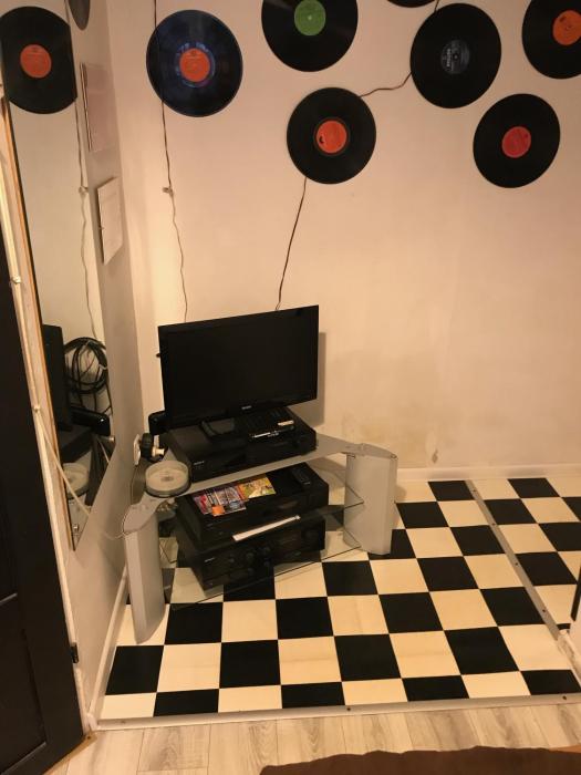 studio black and white