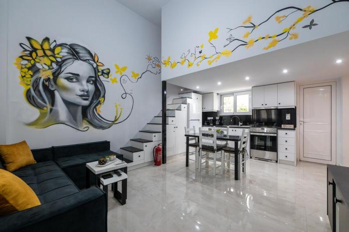Sophias Apartment