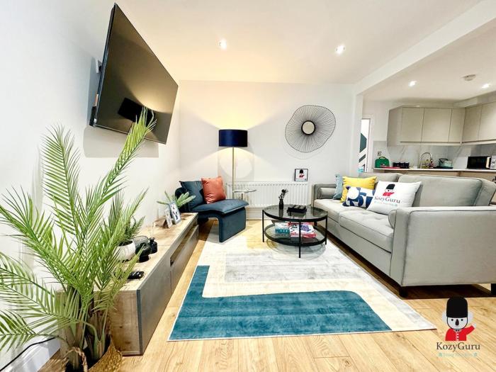 Kozy Salford 4BR 9ppl 5 mins to City Centre