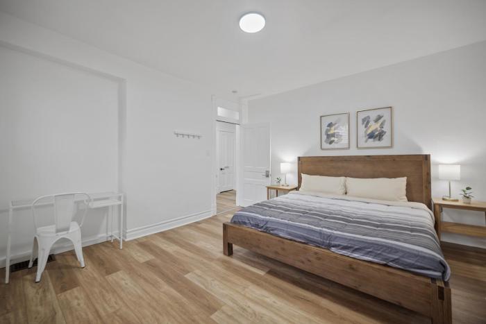 Shadyside, Pittsburgh !F Modern and Bright Private Bedroom with Shared Bathroom