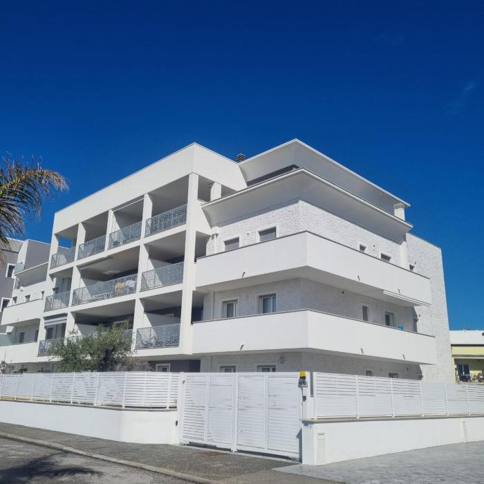 APPARTAMENTO TRA OASI naturalistica e MARE