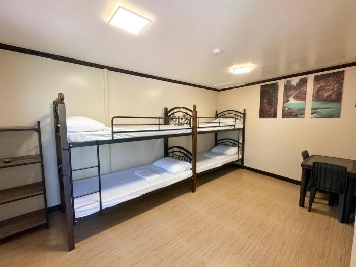 Nazarene Apartelle -R2