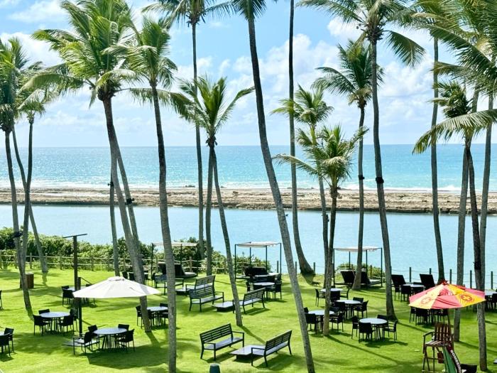 Porto Alto Resort - Vista Mar e Piscina 2 Quartos com Varanda ampla em L