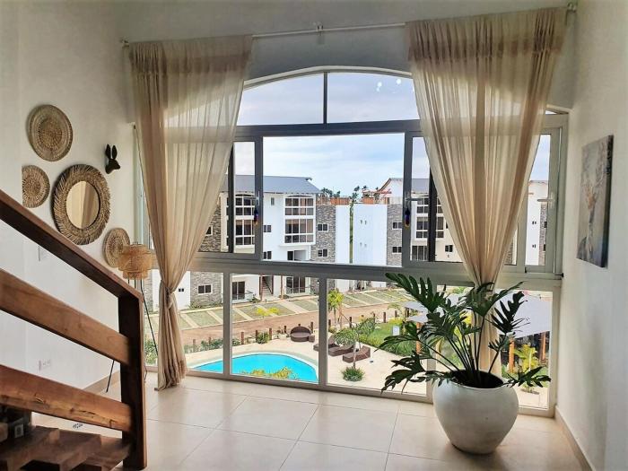 Apartment w private terrace and Jacuzzi