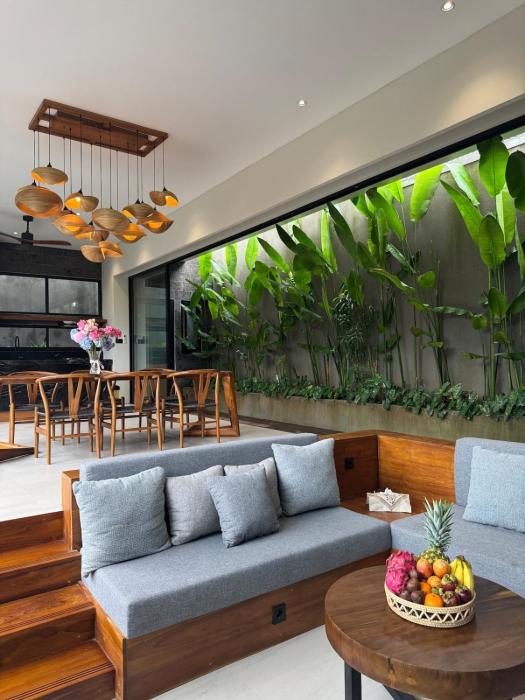 Cozy Luxe 3BR Villa in The Heart of Batu Bolong, Canggu