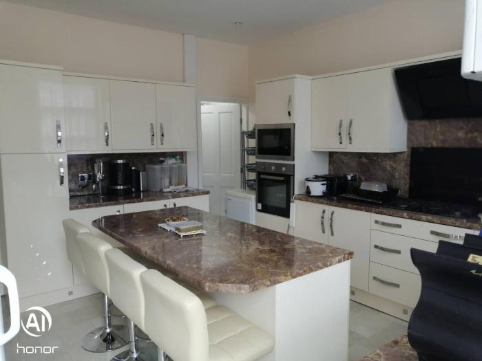 Charming Bradford Room to Rent with Shared Facilities