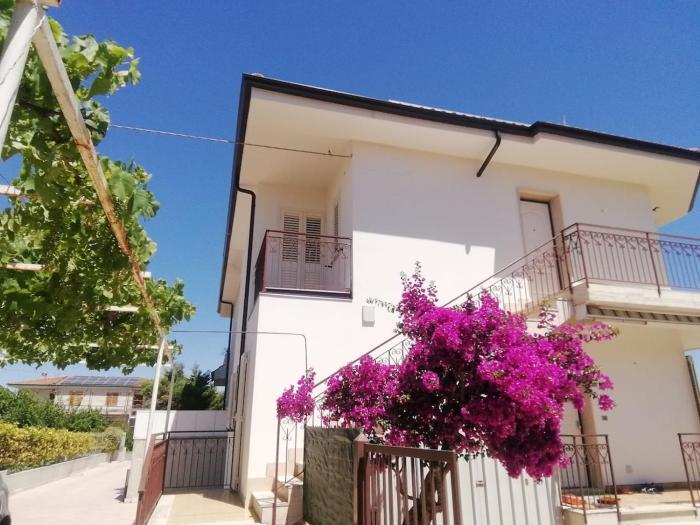 Casa primo piano a due passi dal mare