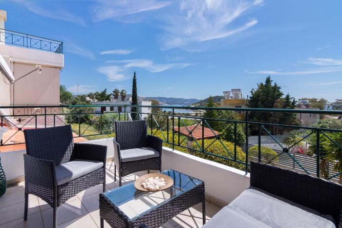 Sea View Balcony Modern Apartment