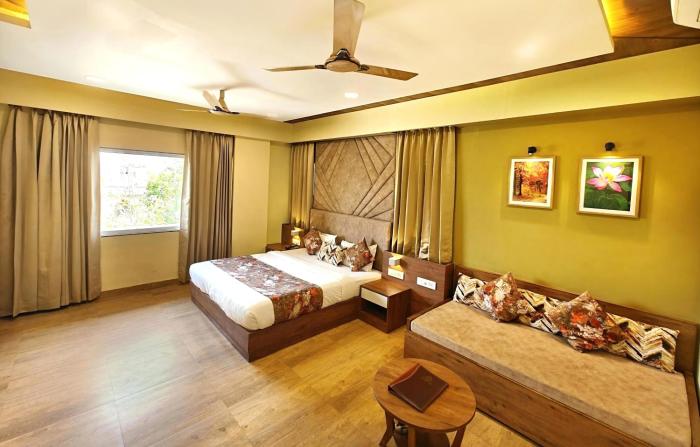 Opulence Inn - 500 Meters From Railway Station