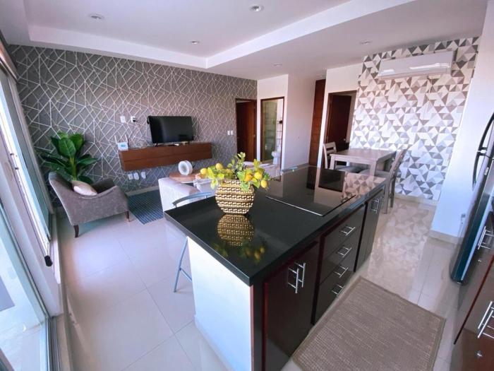 Apartment on the Malecon, The One Tower