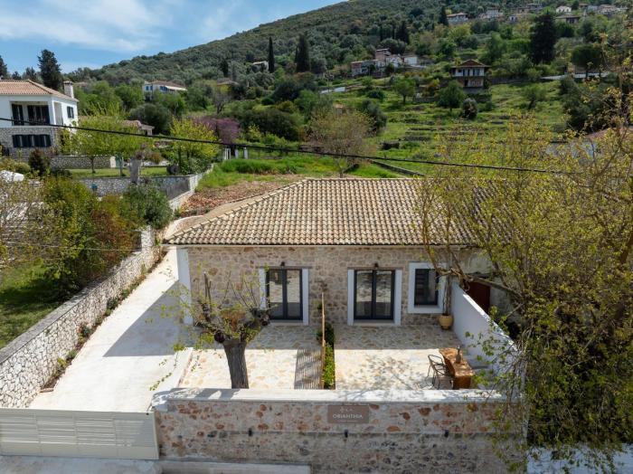 Orianthia Stone Houses