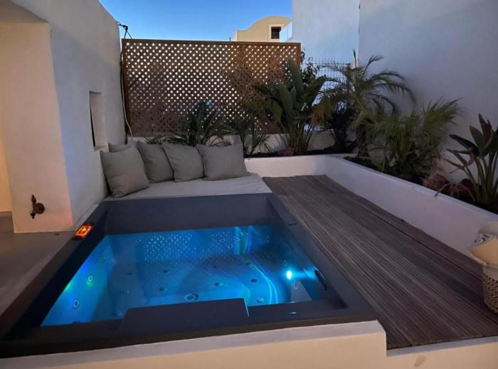Rosaviglia Luxury Villa - an Oia Private Hideaway