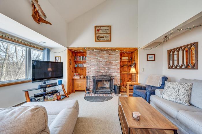 Resort-Style Amenities at Home Near Campton Mtn!