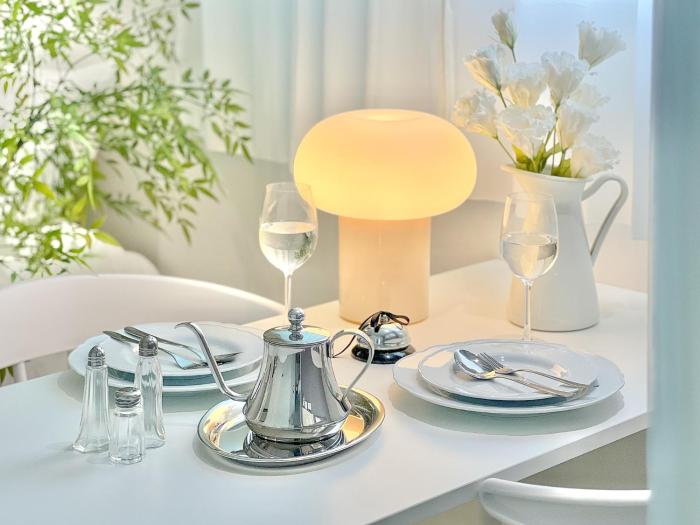 Hongdae Designer House with Large Beam Projector