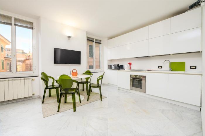 301 - Chiiavari al Mare, Centro Storico e a 10 Minuti a piedi dalle Spiagge