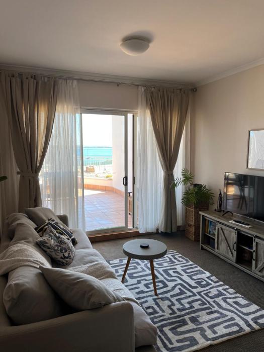 Private 1 Bedroom Apartment in Resort Location Shoal Bay