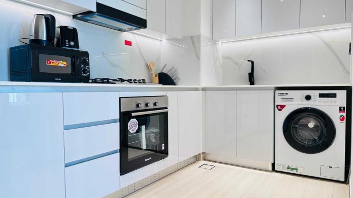 OYO HOME 1457 Premium 1bed Apartment In Jvc Bh