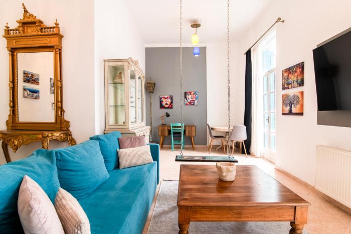 Neoclassical Loft in Monastiraki - Acropolis and metro