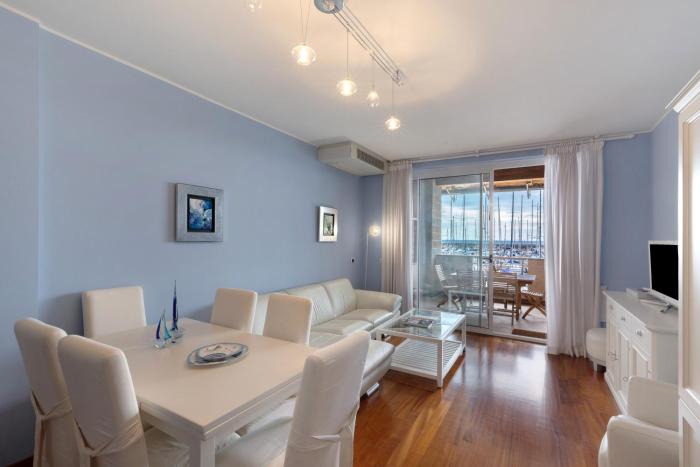 House in the port of Varazze 4 guests-Wi-Fi-Netflix 2 bedrooms very exclusive