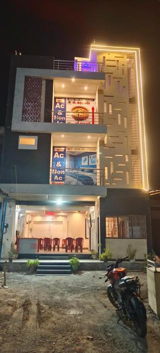 Hotel Heaven Place & Restuarant