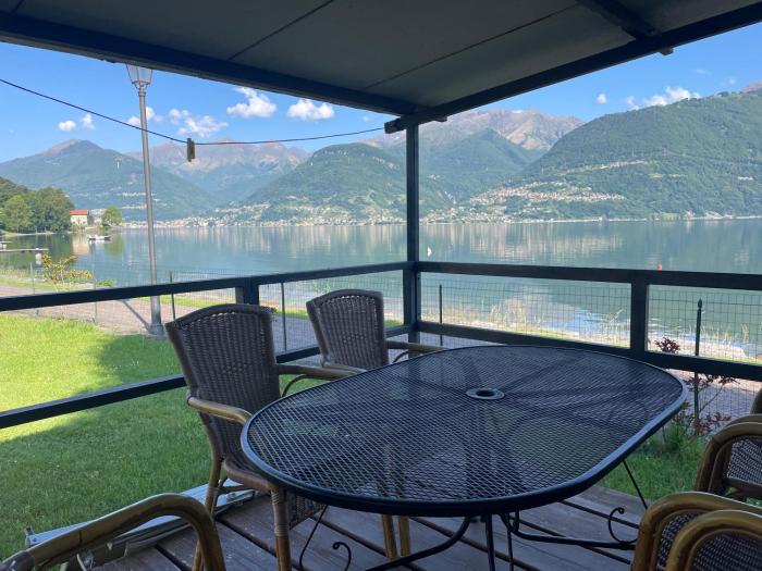 Bungalow Adria Lido di Colico , Direct on Lake & Central Town