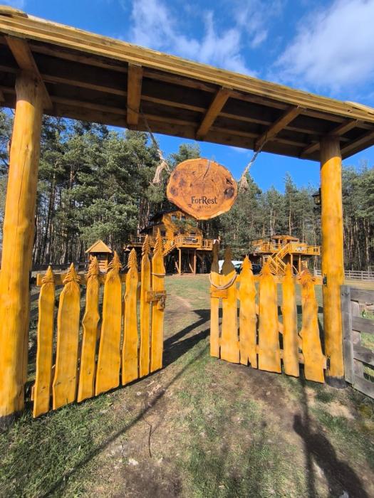 ForRest House Domki na drzewie niedaleko Suntago