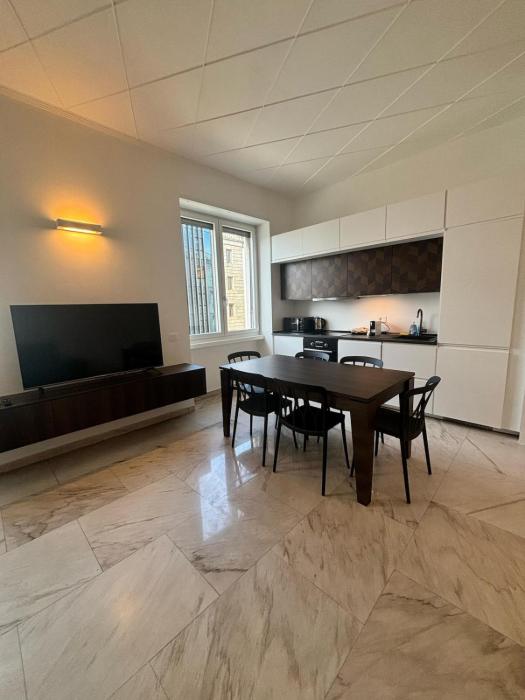 Vista Duomo Luxury Apartment Milano
