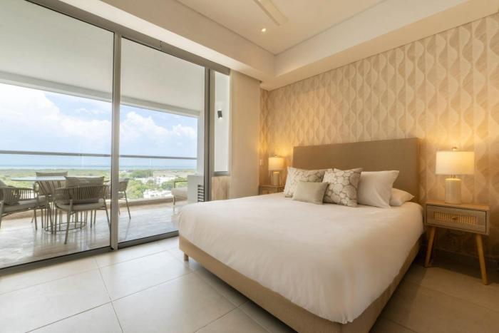 Suite con balcón y vista mágica Amanecer CB943