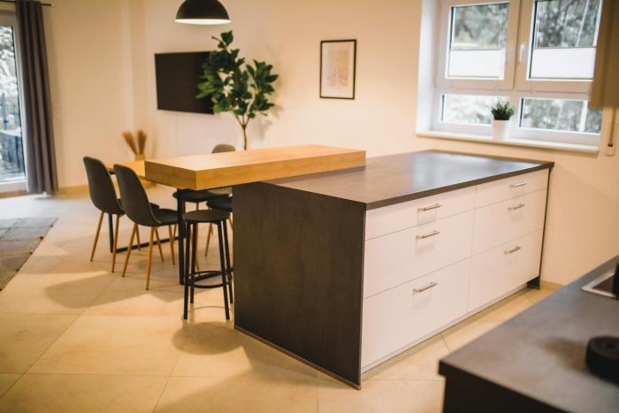 HUGOS Design House am Waldrand - ruhig & modern