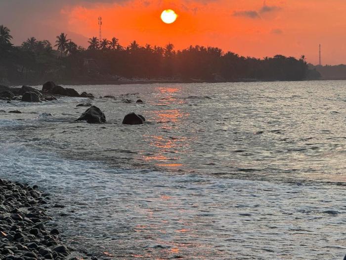 Kampung Kecil Beach Front Boutique Hotel