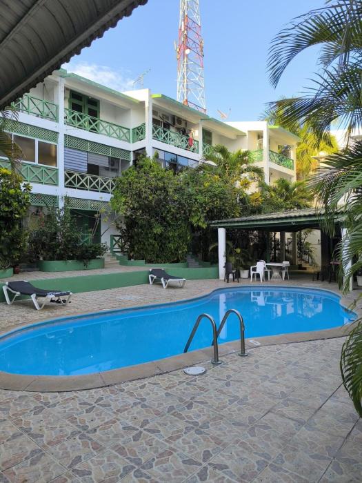 Escape en terrazas del caribe con psicina y playa