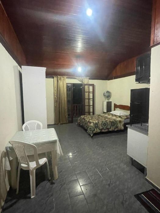 Suíte com Cozinha em Lumiar