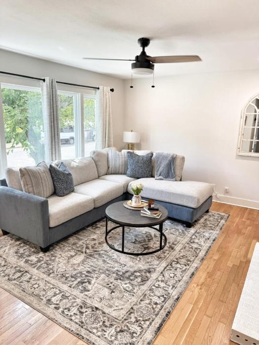 Elegant Family Home near Downtown