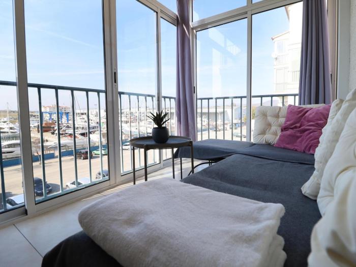 Alquiler Apartamento Badia, Santa Margarita, Roses - ES-366-13