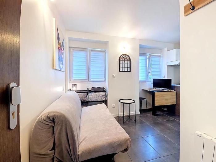 studio 15 minutes from Disney, Paris