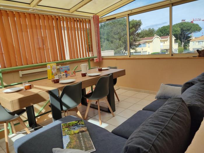Gruissan - T2 Mezzanine Climatisé - 6 Pers - Parking Proche Plage - FR-1-796-87