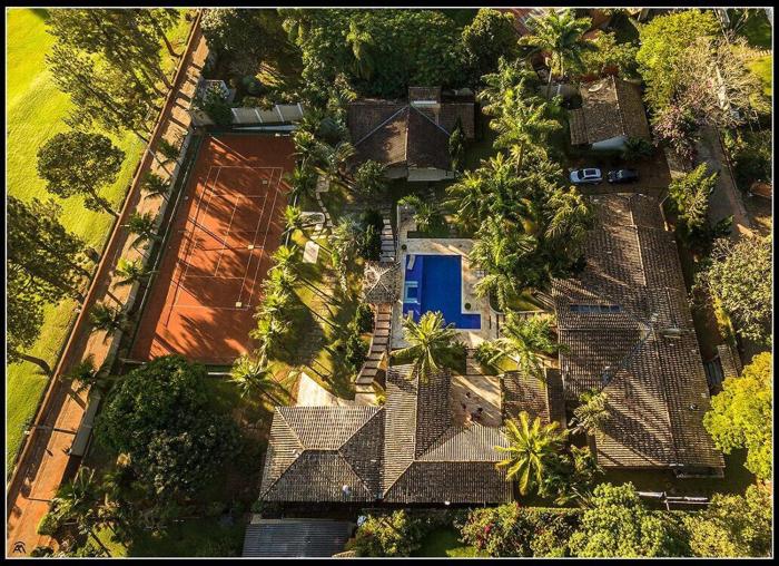 Villa Tênis a 1h de SP