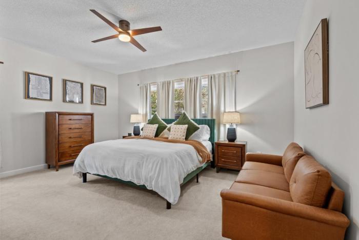 Eagles Nest - Village of Pinehurst Home with Pool Table and Poker Table
