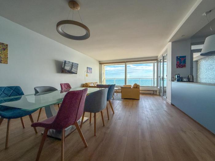 Grand appartement lumineux avec vue imprenable sur la baie des Sables dOlonne - 6 personnes