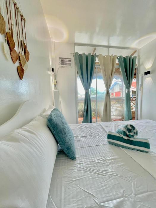 MARCO SUITES Siargao