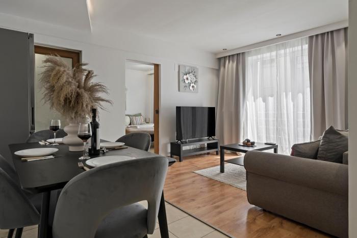 Old Town Sunshine Apartment