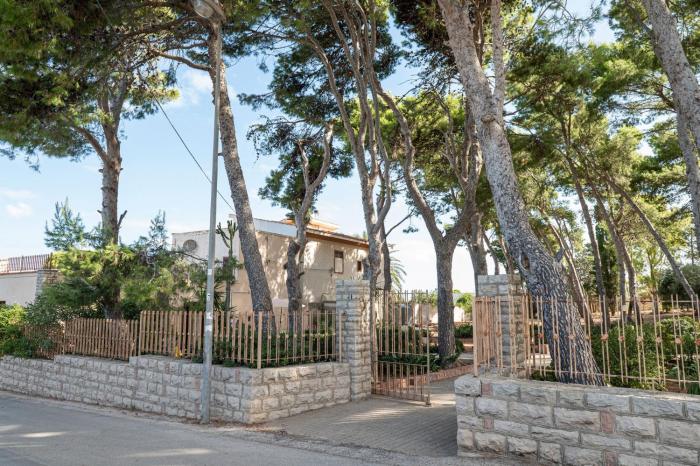 GuestHost - Villa Isidoro Pizzolungo Vibes