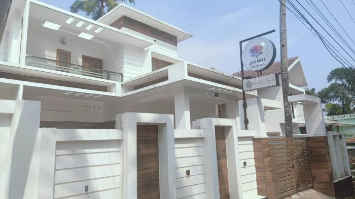 Cliff Vista by Saash Hotels