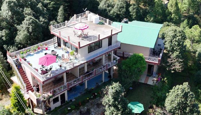 Rooptara Valley Luxury Cottage Majkhali Himalaya