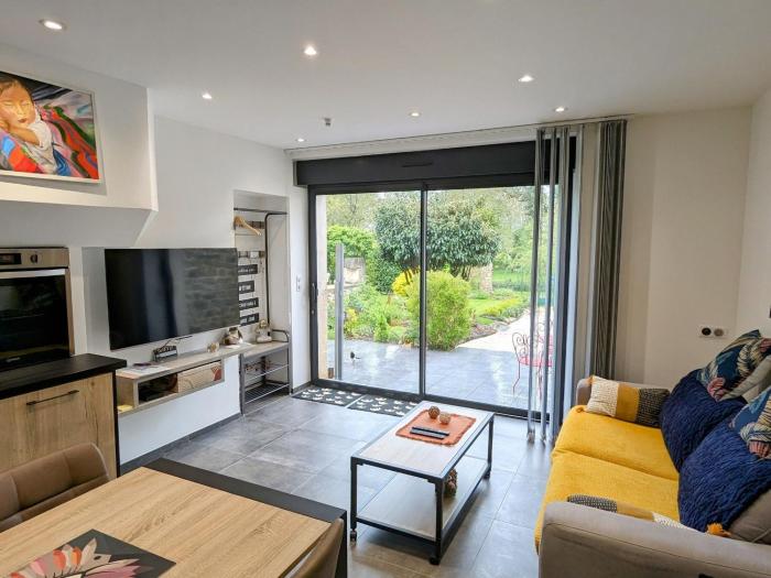 Gîte rénové avec terrasse ensoleillée et parking à Pierrefitte-sur-Aire - FR-1-585-136