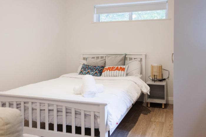 2 BR City Cent Apt with Terrace