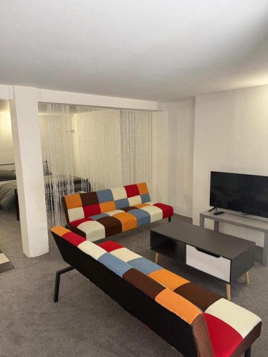 Hidden Putney-Studio Flat