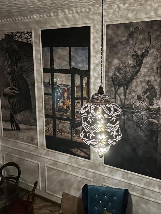 Apartament Muralowa Przystań Mural Haven CENTRUM Sienkiewicza KLIMATYZACJA gra rzutki NOBLE APARTS