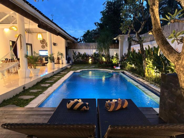 A strategic 2 bedroom villa in seminyak