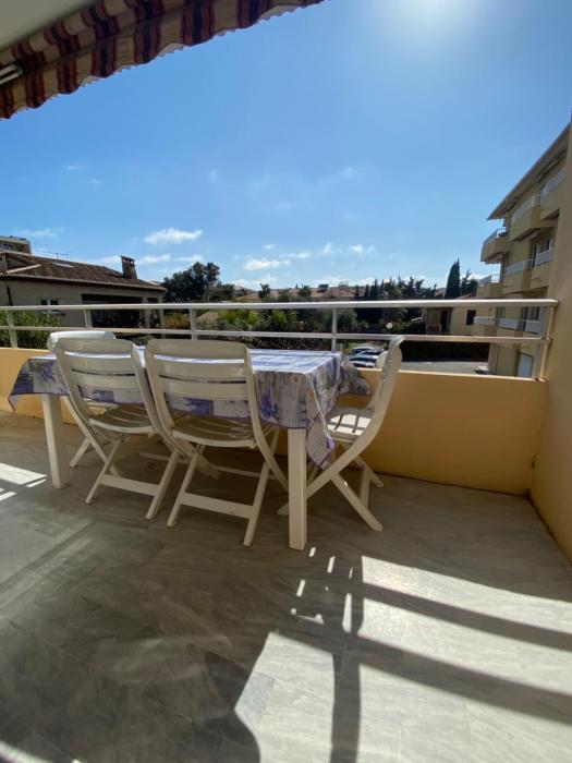 Appartement Fréjus - T3 - 2 chambres - 4 personnes - garage - clim - port à 300 m